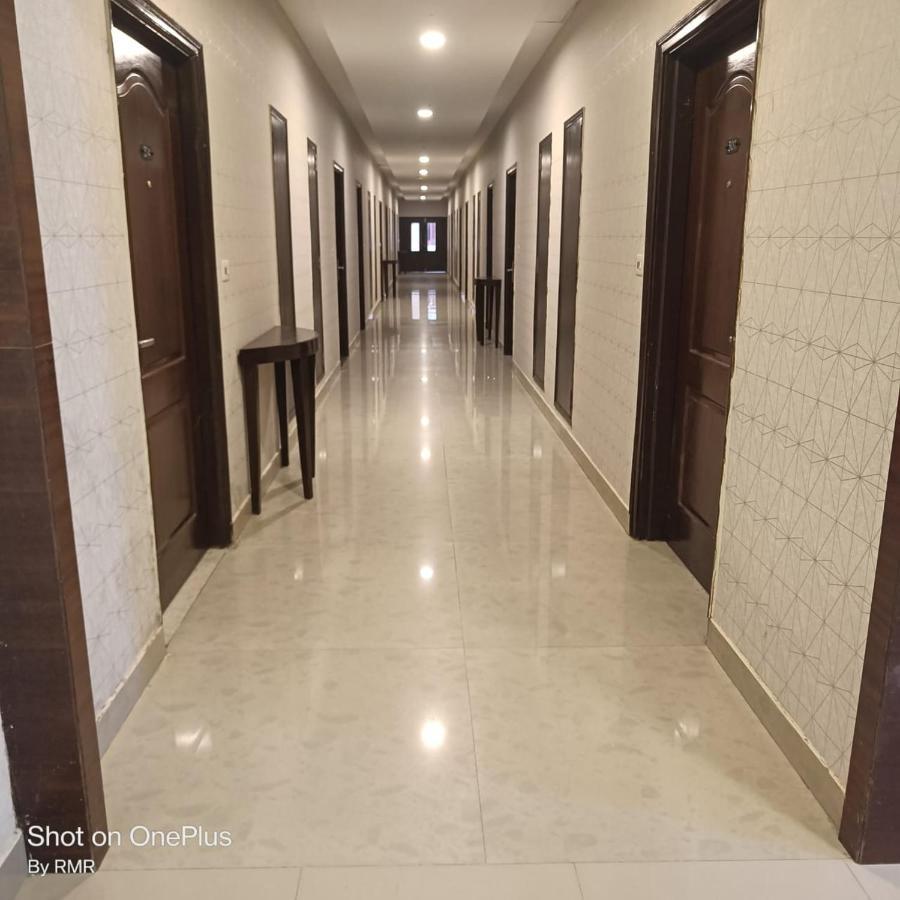 Astra Hotels & Suites Whitefield Near To Nallurahalli Metro Station And Ktpo バンガロール エクステリア 写真
