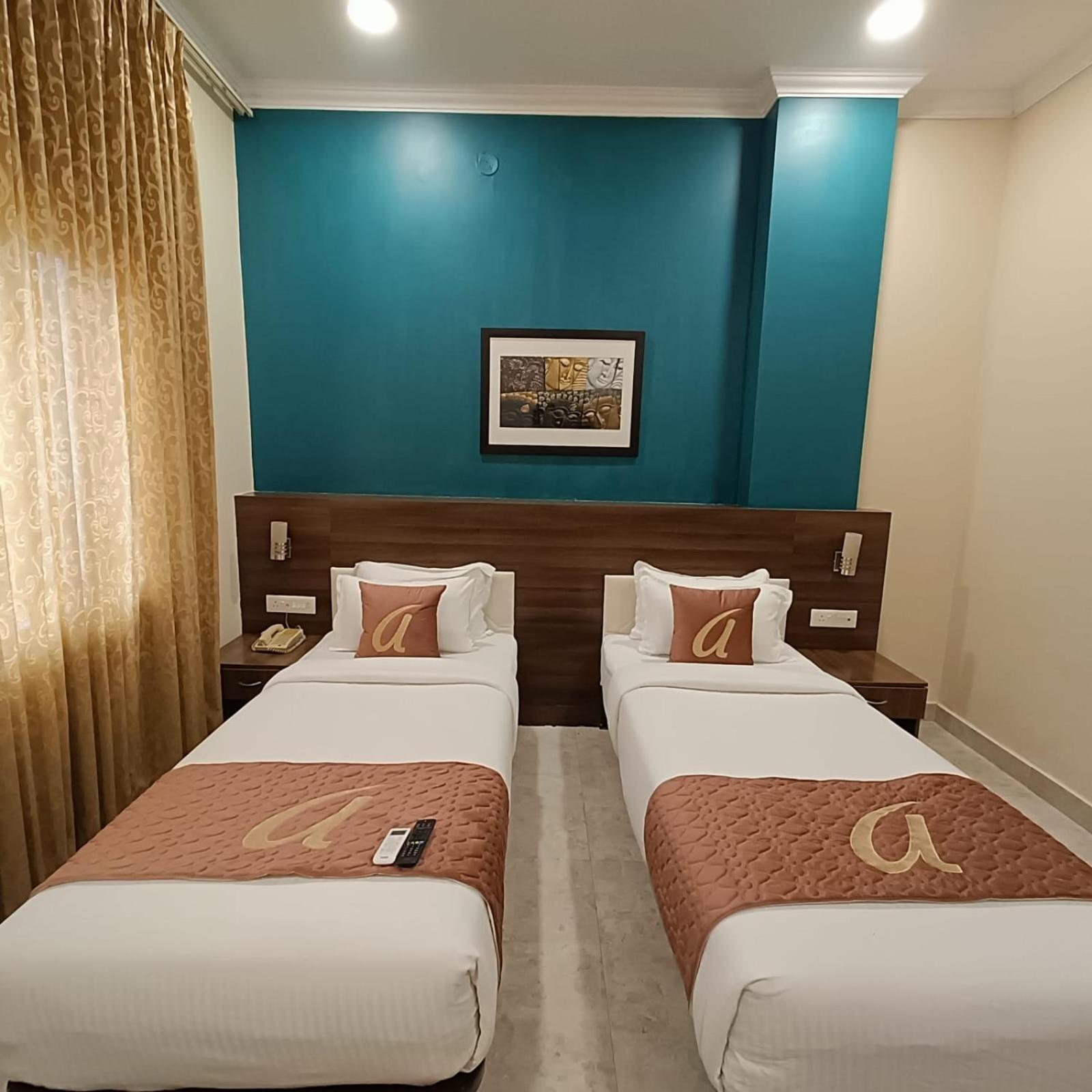 Astra Hotels & Suites Whitefield Near To Nallurahalli Metro Station And Ktpo バンガロール エクステリア 写真