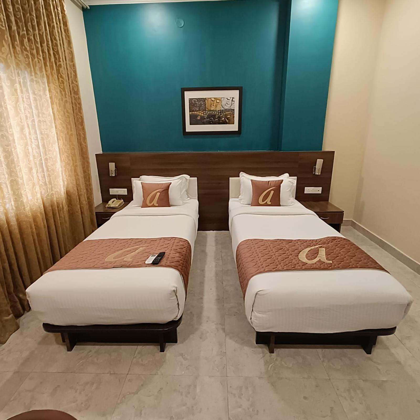 Astra Hotels & Suites Whitefield Near To Nallurahalli Metro Station And Ktpo バンガロール エクステリア 写真